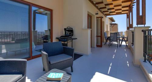 Aphrodite Hills Apartment | Modern Apartment Oceanus, Theseus Village, Aphrodite Hills