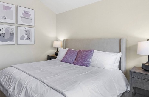 Winston - Salem Apartment | Modern Apartment in Prime Location (ID9206X15)