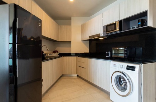 Kamala Condo | Modern apt, full sea View, 4 min walk to kamala beach, pick up Airport service