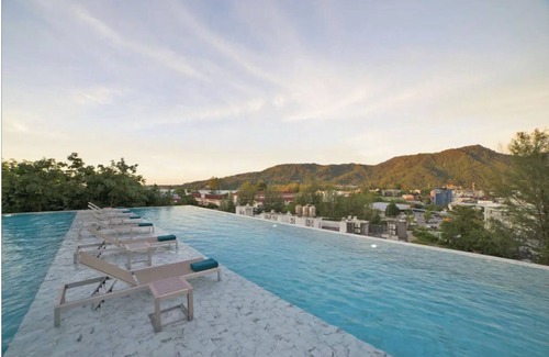 Kamala Condo | Modern apt, full sea View, 4 min walk to kamala beach, pick up Airport service