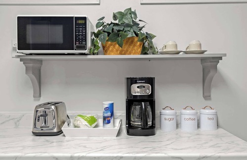 Audubon Apartment | Modern Apt Near Churchill Downs & Expo Center