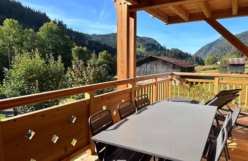 Les Gets Apartment | Modern Apt Near Perrières Ski Lifts with Terrace, Parking, and Free Shuttle