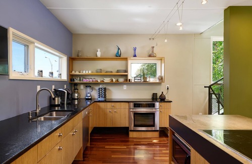 Westside North House | Modern Architectural House with Pool and Hot Tub