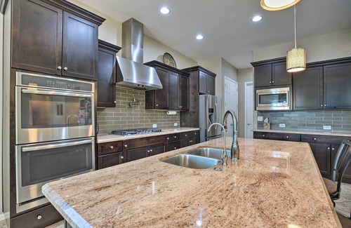 Palm Valley House | Modern Azure Home w/Beautiful Patio, Pool & Spa!