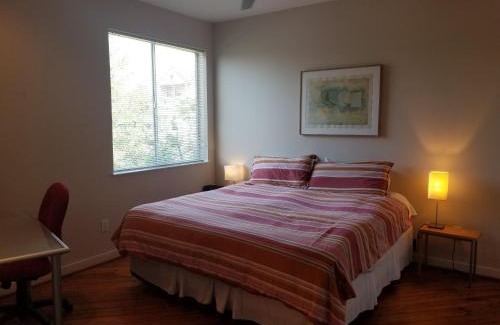 Neartown Bed & Breakfast | Modern B & B
