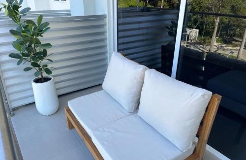 Punta Leona Apartment | Modern Beach Apartment - Walk to Playa Mantas & Beach Club Access