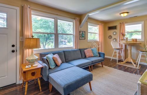 Belmont Historic District Cottage | Modern Belmont Home ~ 2 Mi to Historic Downtown!