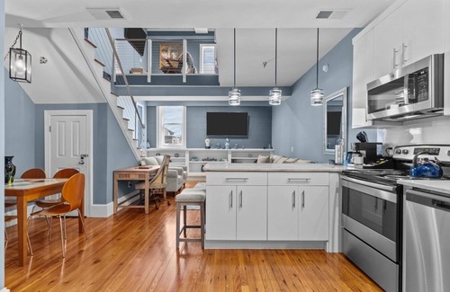 Wilmington Historic District Apartment | Modern Blues - Downtown Location with Parking
