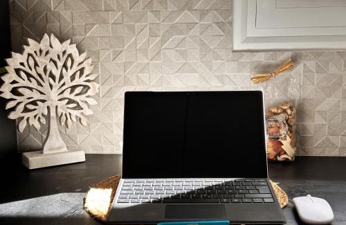 Neos Kosmos Apartment | Modern Bohemian Suites ATHENS - AVM