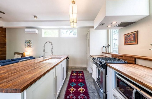 Brentwood House | Modern Boho Guesthouse, Close to Best Austin Spots