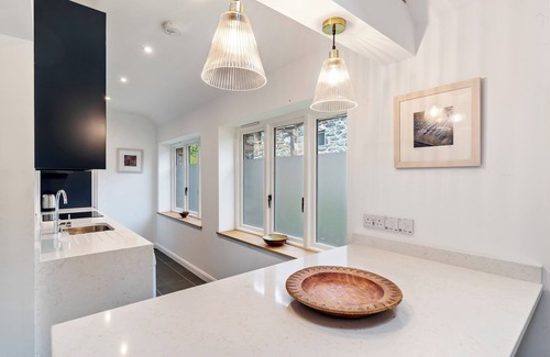 St Brides Cottage | Modern, bright, and tranquil retreat in the heart of North Pembrokeshire