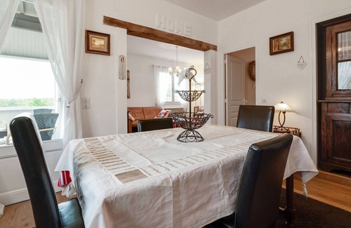 Belaye House | Modern bungalow in Midi-Pyrenees with swimming pool