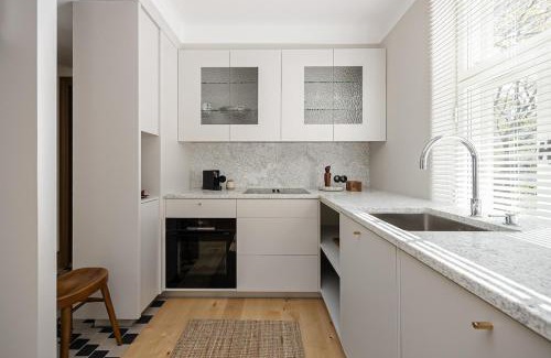 Kesklinn Apartment | Modern central flat in a green courtyard