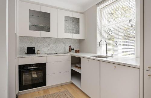 Kesklinn Apartment | Modern central flat in a green courtyard