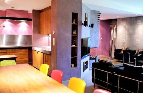 Le Corbier Ski Chalet | Modern chalet near the slopes - Sleeps 12