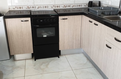 Greater Johannesburg Metropolitan Area Apartment | Modern & Clean Apartment in an access controlled secure estate