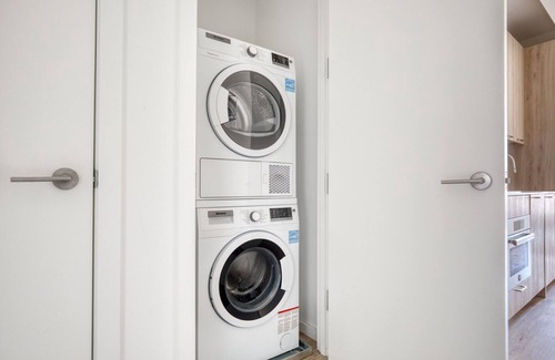 Clinton Hill Apartment | Modern Clinton Hill Studio w/Gym, Pool & W/D, nr Barclays, by Blueground