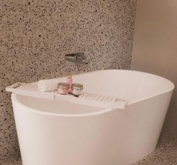 Coburg House | Modern Coburg 2bed house near Pentridge, Sydney Rd Dining & 15 min to City