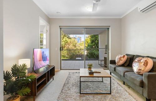 Coopers Plains Apartment | Modern Comfort 2BR Close to Everything
