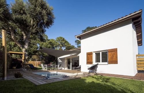 Soorts-Hossegor House | Modern comfortable villa with heated pool in 7 minutes from the beaches and 4 golf