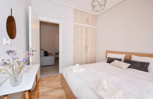 Larissa Apartment | Modern, comfortable apartment, in the heart of the city
