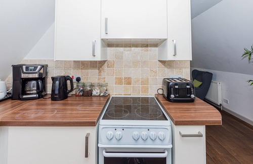 Saint Ann's Chapel Ski Chalet | Modern cornwall countryside lodge with pool access