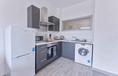 Brierley Hill Apartment | Modern & Cosy 1 Bedroom Apartment, Dudley