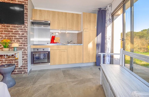 Taglio-Isolaccio Apartment | Modern, cosy apartment for 2 people.