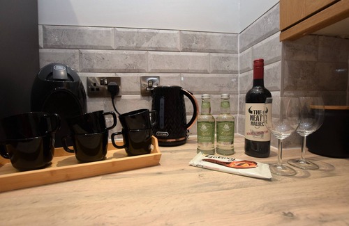 Northampton Apartment | Modern & cosy apartment close to Town and Train Station