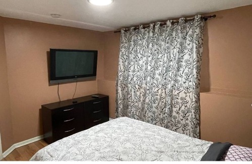 Newton Corner House | Modern Cozy 1br Apt WiFi EV near Boston Ⓣ BC