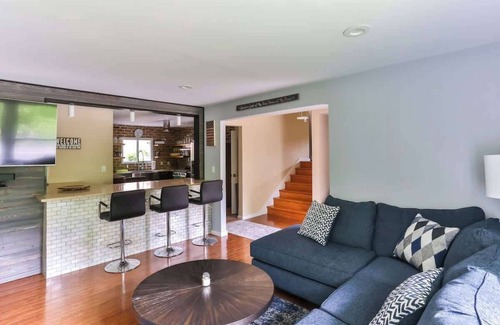 Ashland House | Modern Creekside Home w/Hot Tub & Gym