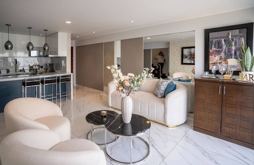 Miraflores Apartment | Modern Duplex with BBQ, Terrace & 3 Bedrooms 1 block from the boardwalk.