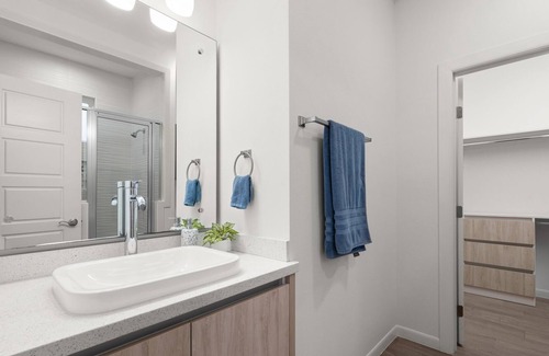 Pharr Apartment | Modern Duplex with Fully Upgraded Amenities