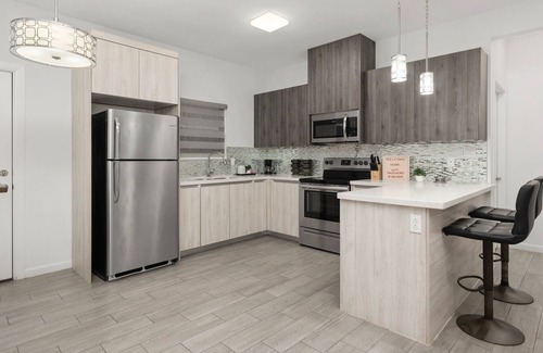 Pharr Apartment | Modern Duplex with Fully Upgraded Amenities