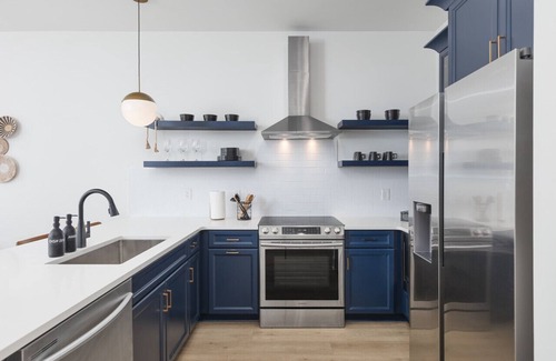 Cleveland Park House | Modern East Nashville Condo -3 Miles to Downtown