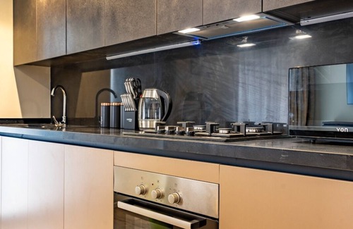 Nairobi Upper Hill Apartment | Modern Enaki Resort Apartment