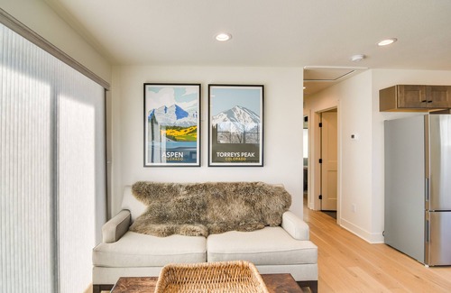 Erie House | Modern Erie Home - Walk to Downtown!