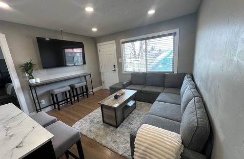 Wayne County Apartment | Modern Escape