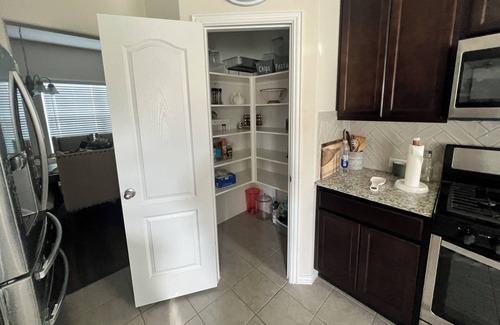 Katy House | Modern Escape, with a pet and family friendly home that feels like a home.