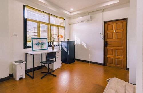 Wat Ket House | Modern Family House - 4 Bedrooms 5 Mins From Old Town With Gallery - Deja Home