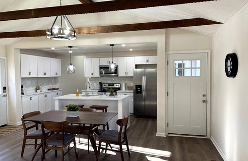 Berkeley Springs House | Modern, family-friendly, nature packed getaway