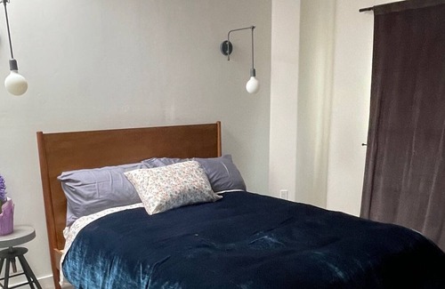 Leucadia Cottage | Modern Farmhouse Cottage 5 minutes from the beach!