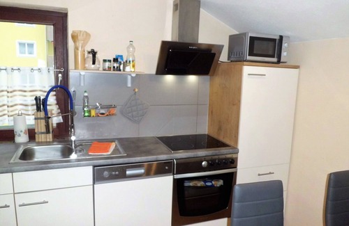 Bad Hofgastein Apartment | Modern FEWO centrally located with free entry to the Alpentherme, only 400m from the ski lift