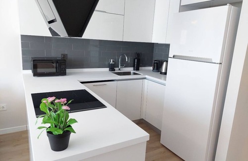 Bahcelievler Apartment | Modern Flat Apt Near City Center (Apt. 44)