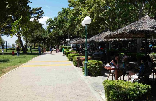 Voula Apartment | Modern flat close to the beach in Voula Athens