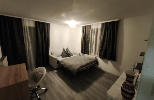 Hoetting Apartment | Modern Flat in Quaint Residence with Idyllic Garden