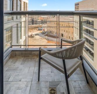 Nachlaot Apartment | Modern flat on best location in town