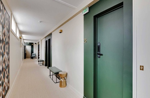 Meudon-la-Foret Apartment | Modern "green Suites" Residence - Meudon/velizy