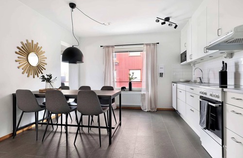 Pitea Apartment | Modern Haven in Piteå's Heart