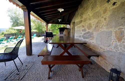 Cossourado House | Modern holiday villa for 10 people in Cossourado